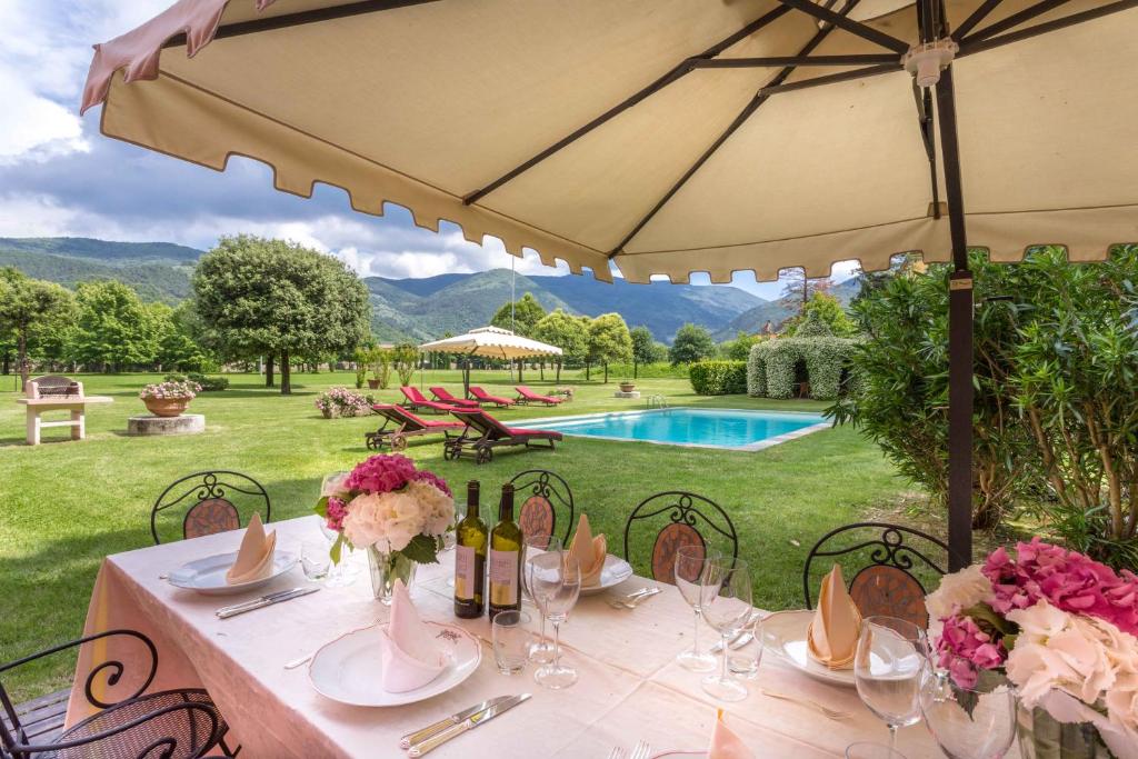 Πισίνα στο ή κοντά στο La dimora dell'inventore luxury B&B