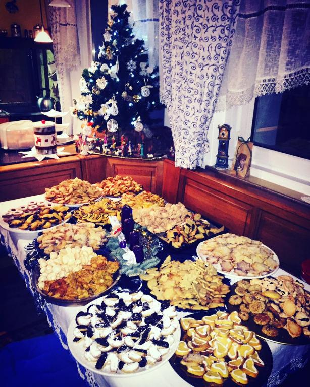 Jedlo v ubytovaní bed & breakfast alebo blízkom okolí