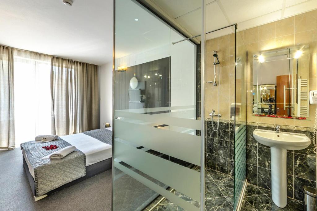 Vitoshko Lale Hotel - Habitación Doble De Lujo Con Balcón