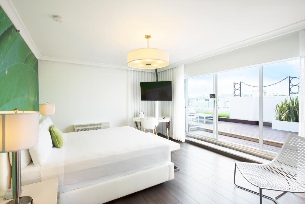 TV a/nebo společenská místnost v ubytování President Hotel