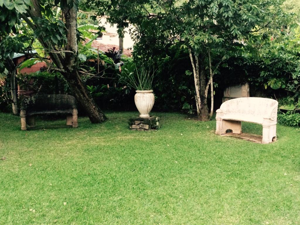  Casa Colonial Térrea no Saco da Capela em Ilhabela
