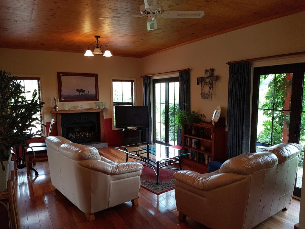 River Rock Estate - Resim 26