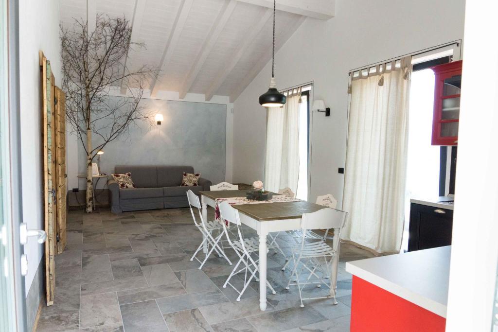 Rocca d'Anfo B&B-Apartments Lake View - Appartamento Con Il Lago View