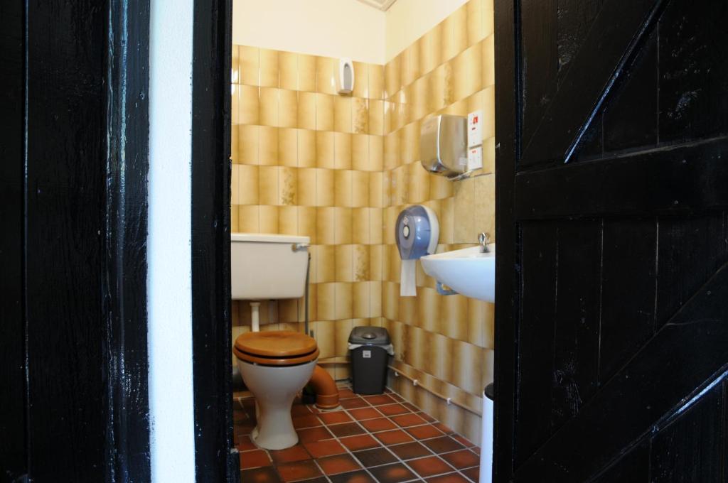 Bagno di Coach Field Camp