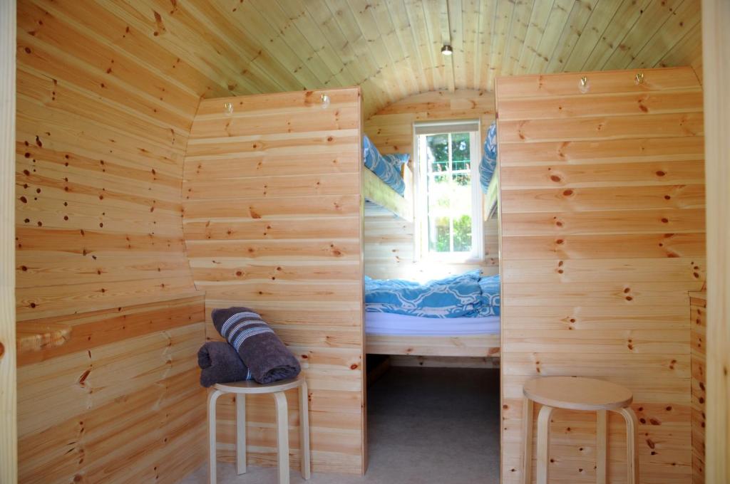 Letto o letti in una camera di Coach Field Camp