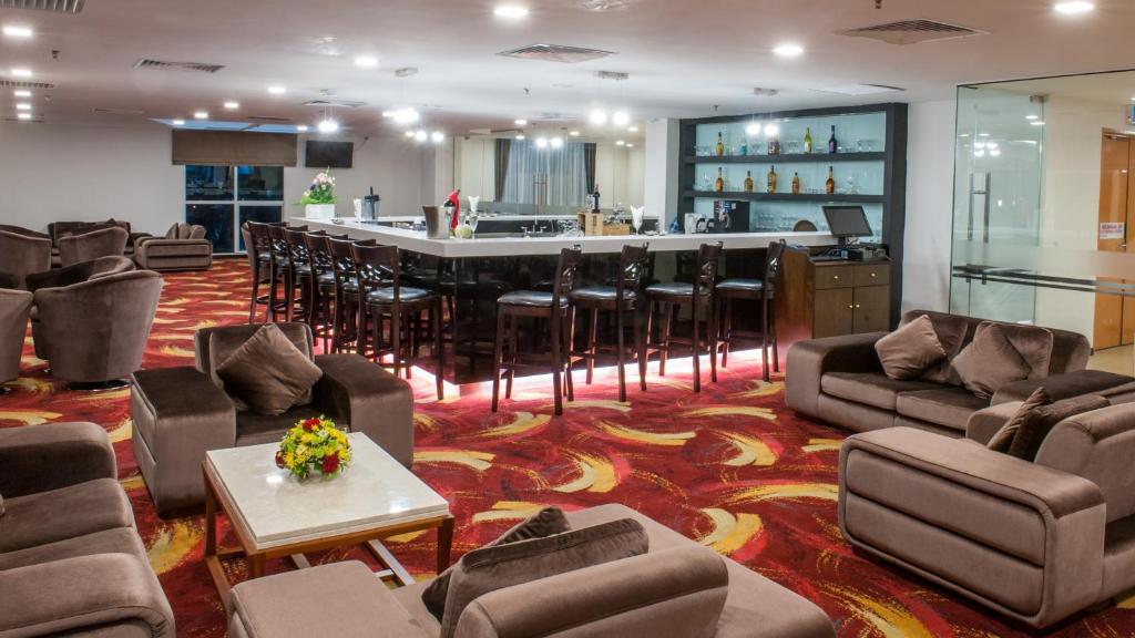 Posezení v ubytování Pan Borneo Hotel Kota Kinabalu