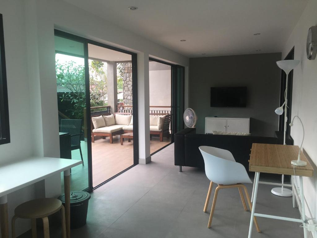 Baan Andaman Sea Surf - 14