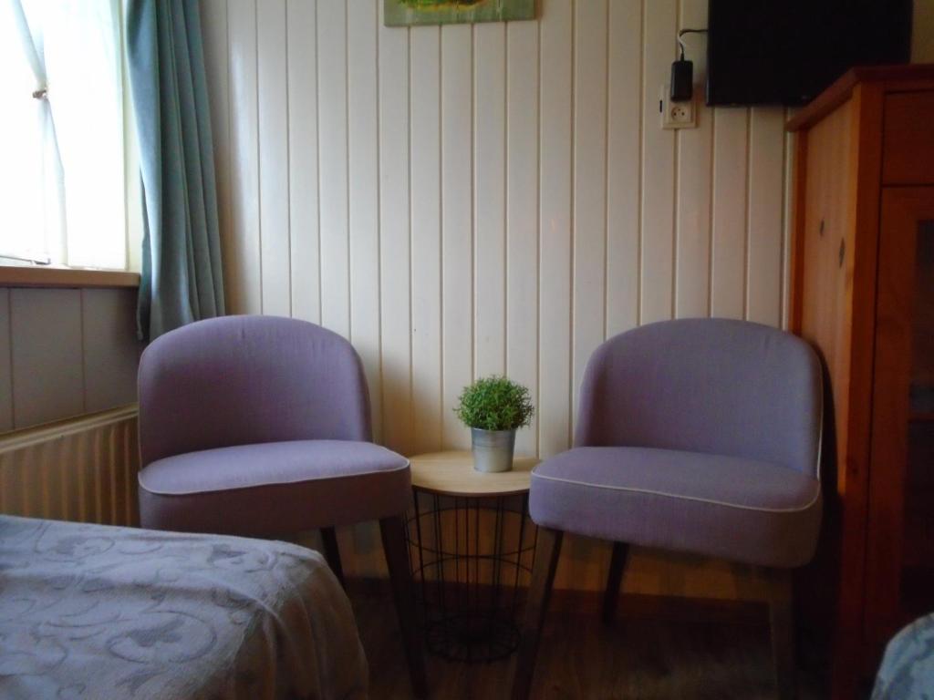 Posezení v ubytování Hotel de Vriezerbrug