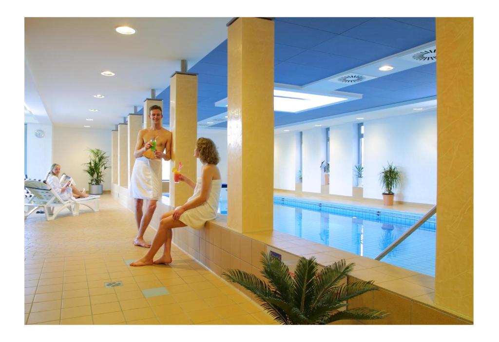 Bazén v ubytování Akzent Hotel Haus Surendorff nebo v jeho okolí