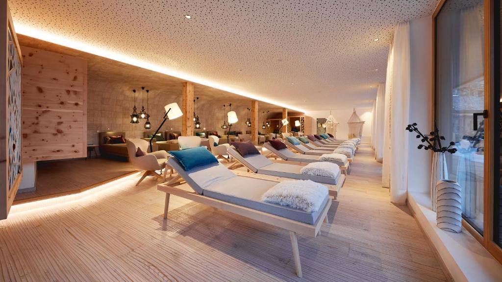 Posezení v ubytování Hotel Fanes
