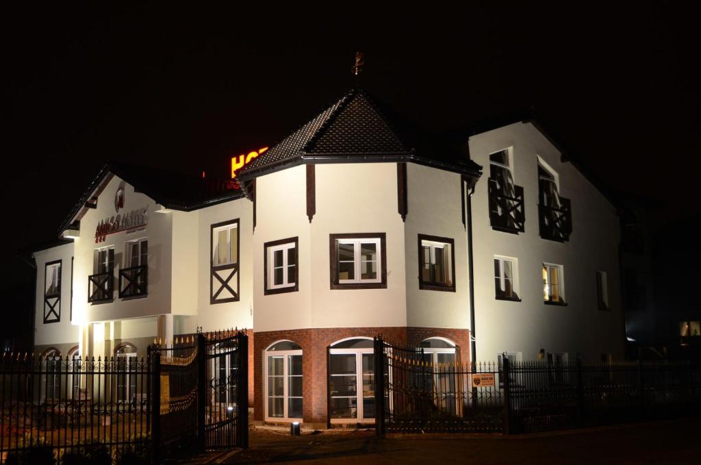 Budova, kde se hotel nachází