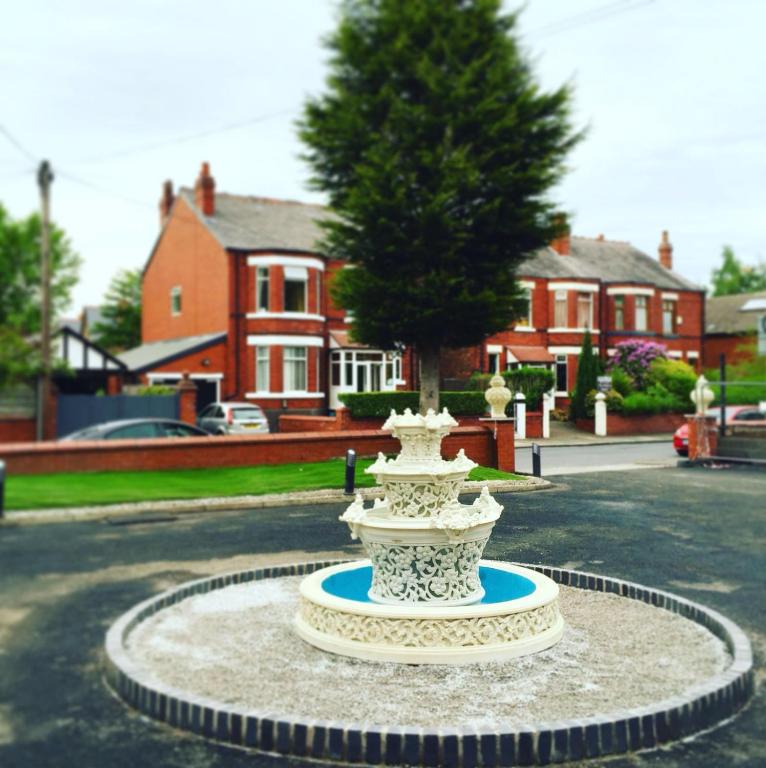 Trivelles Mayfair,stockport - Resim 14