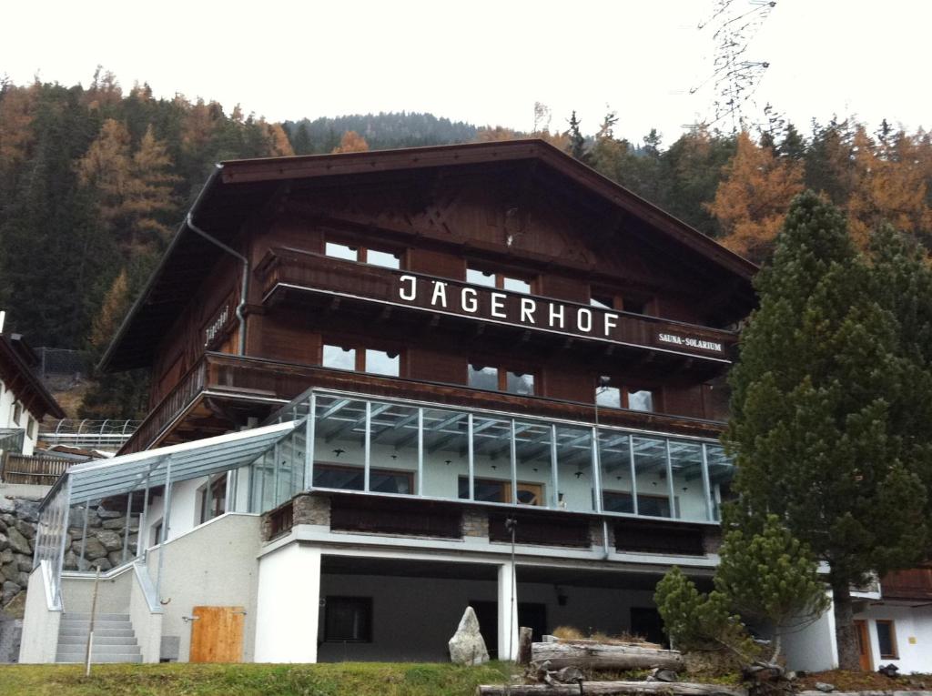 Fotografia z galérie ubytovania Pension Jägerhof v destinácii Sankt Anton am Arlberg