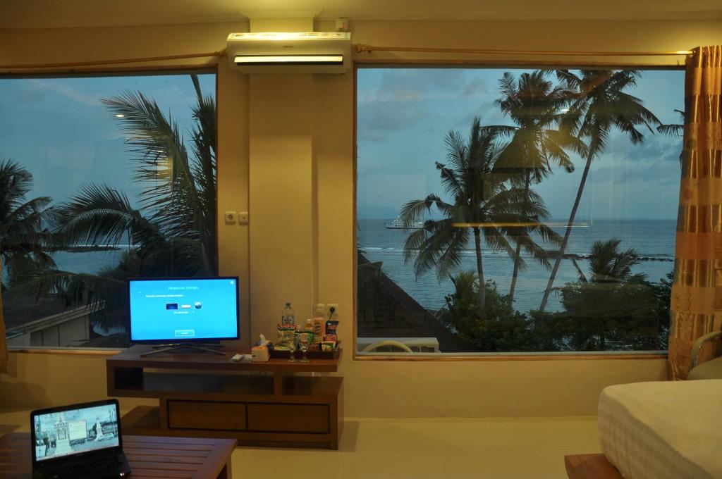 Crystal Beach Bali - Suite With Sea View