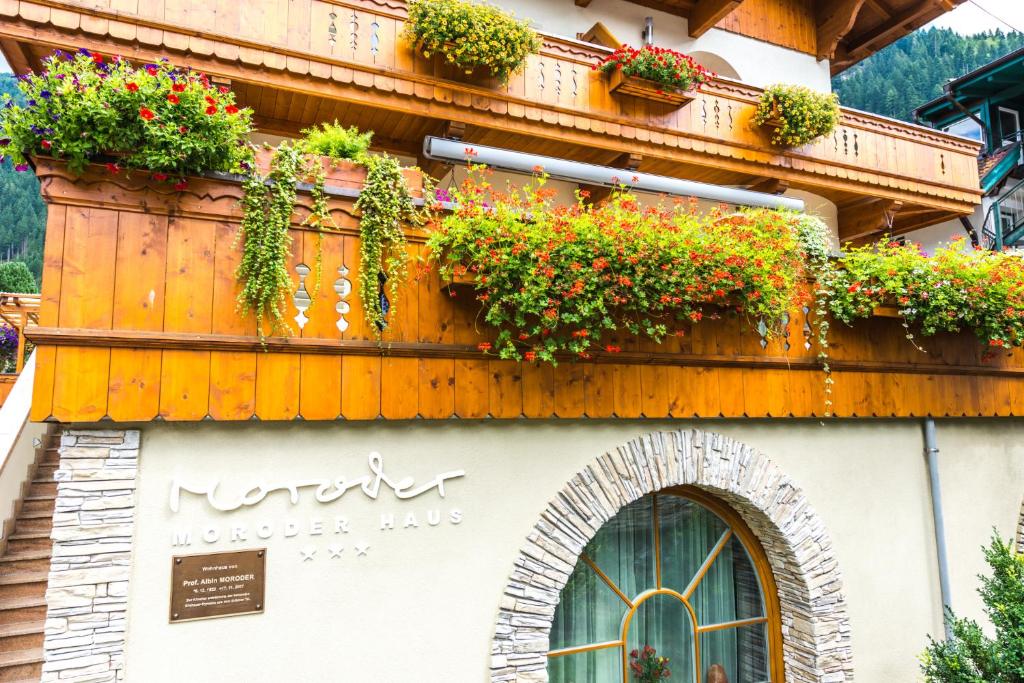 Vonkajšia záhrada v ubytovaní Moroder Haus