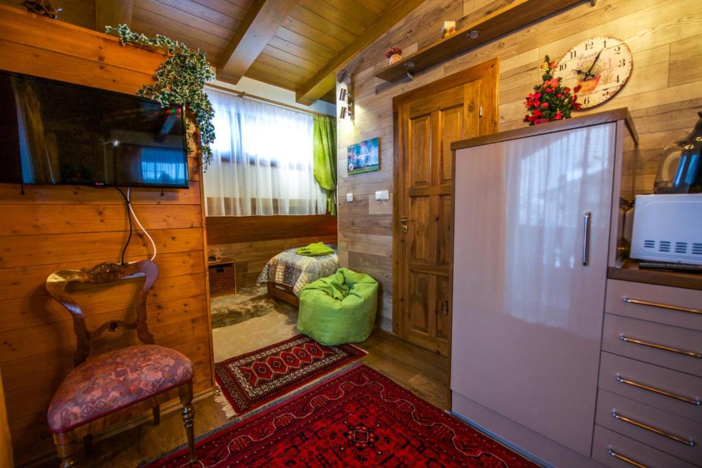 Kuchyňa alebo kuchynka v ubytovaní Moroder Haus