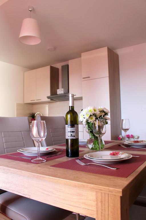 Kuchyň nebo kuchyňský kout v ubytování Apartments Tea