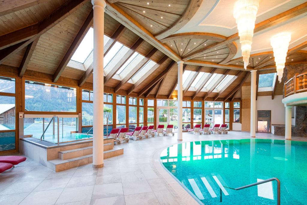 Bazén v ubytování Haller's Geniesserhotel nebo v jeho okolí