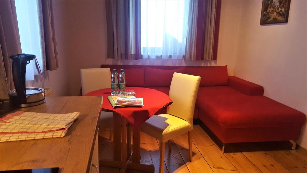 A seating area at Gut Römerhof