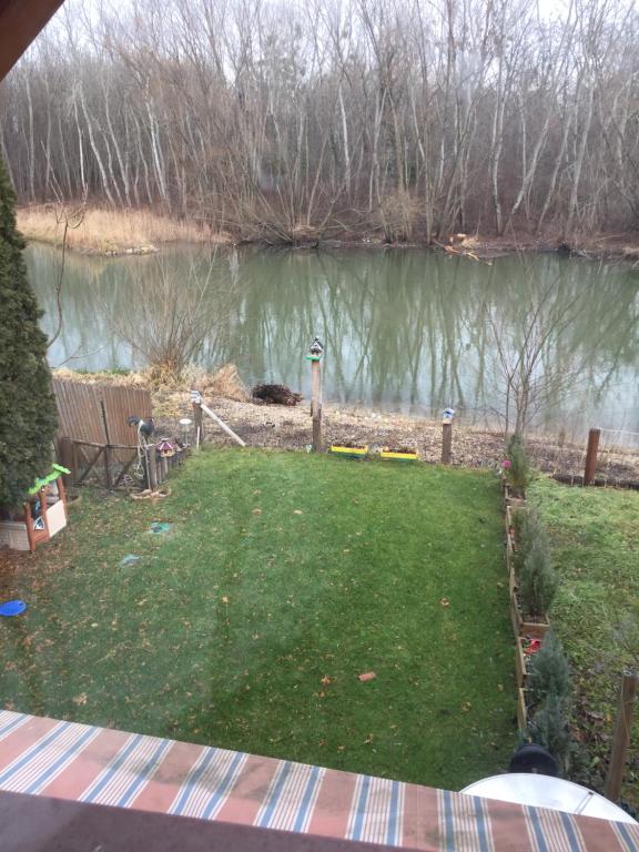Výhľad na rieku v blízkosti apartmánu
