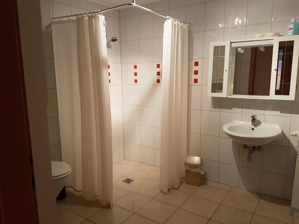 Kúpeľňa v ubytovaní Eisenerzer Hof
