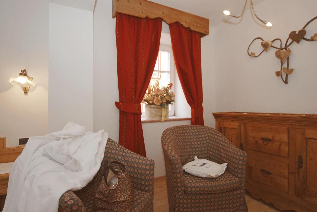 Postel nebo postele na pokoji v ubytování Central Hotel