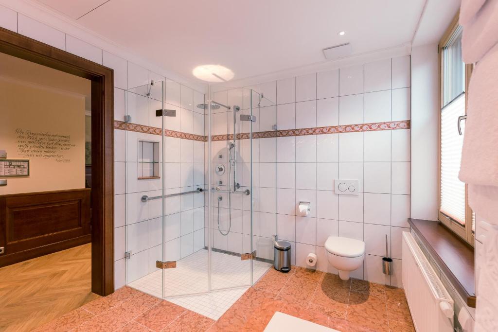 Hotel & Gaststätte zum Erdinger Weißbräu - Resim 20