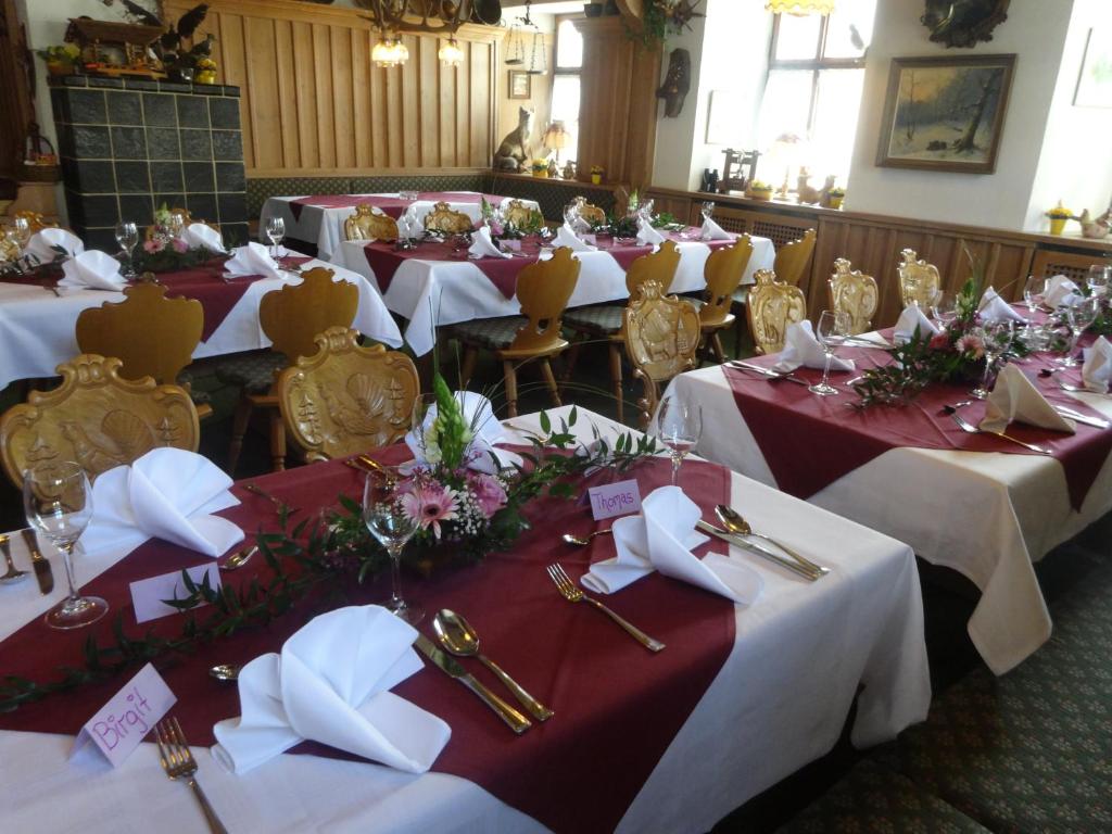 Restaurace v ubytování Gasthof & Hotel Goldene Krone