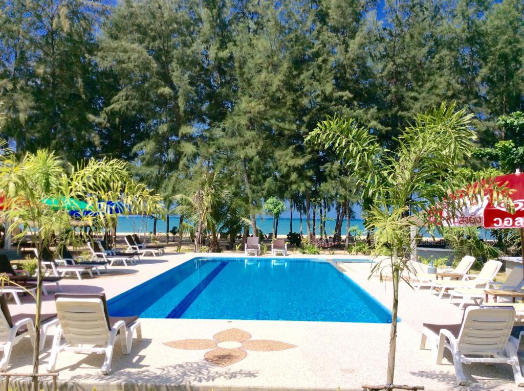 The swimming pool at or close to Cousin Koh Kho Khao Beach