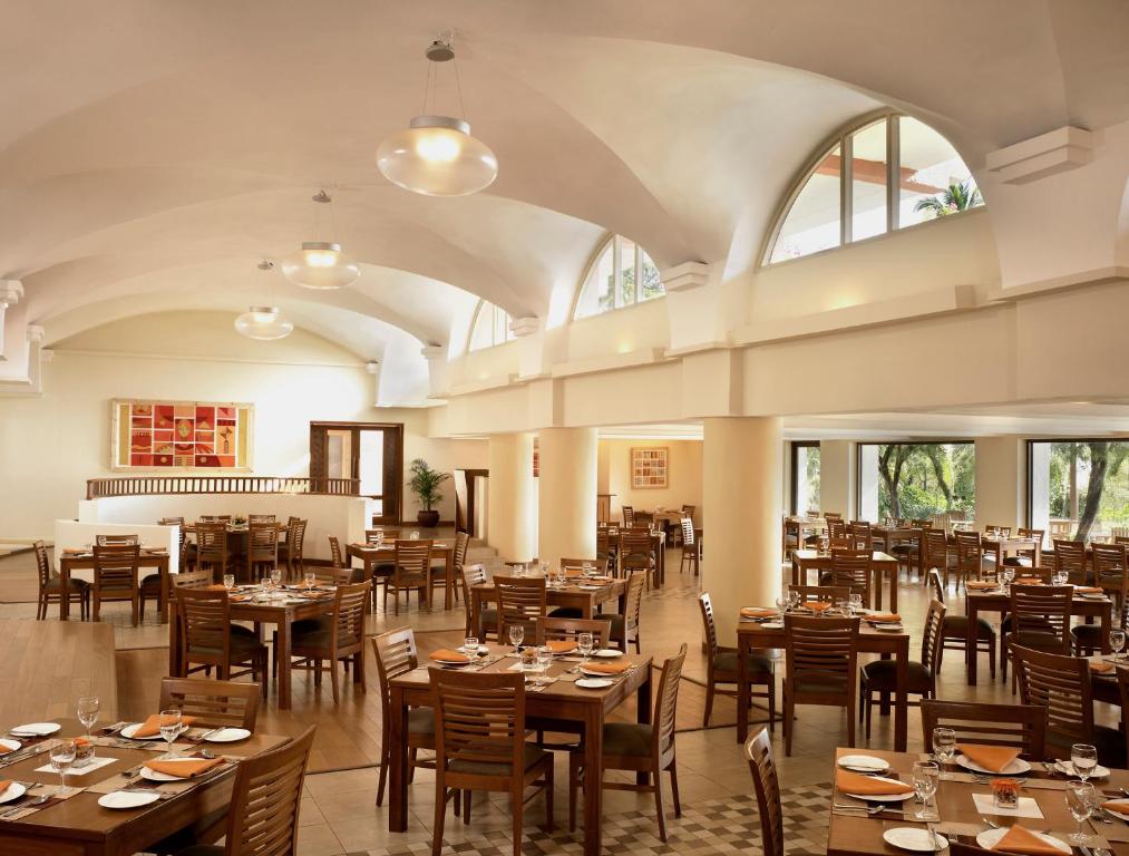 Restaurace v ubytování Taj Cidade de Goa Heritage, Goa