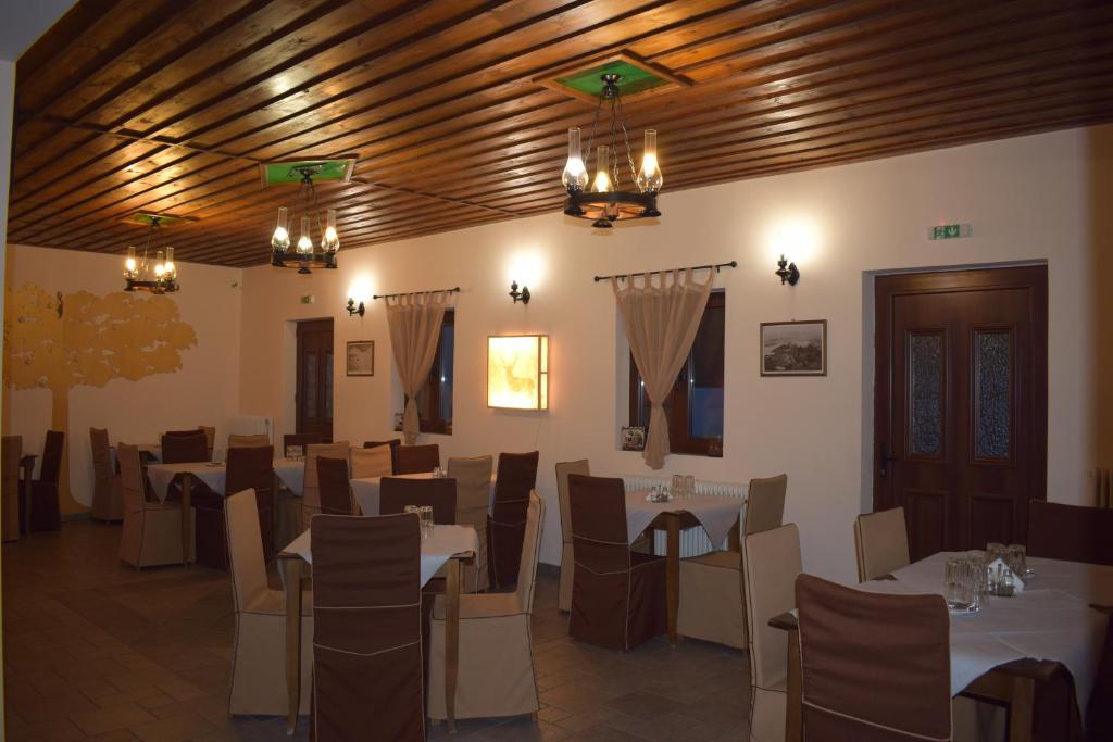 Restaurace v ubytování Agnantio