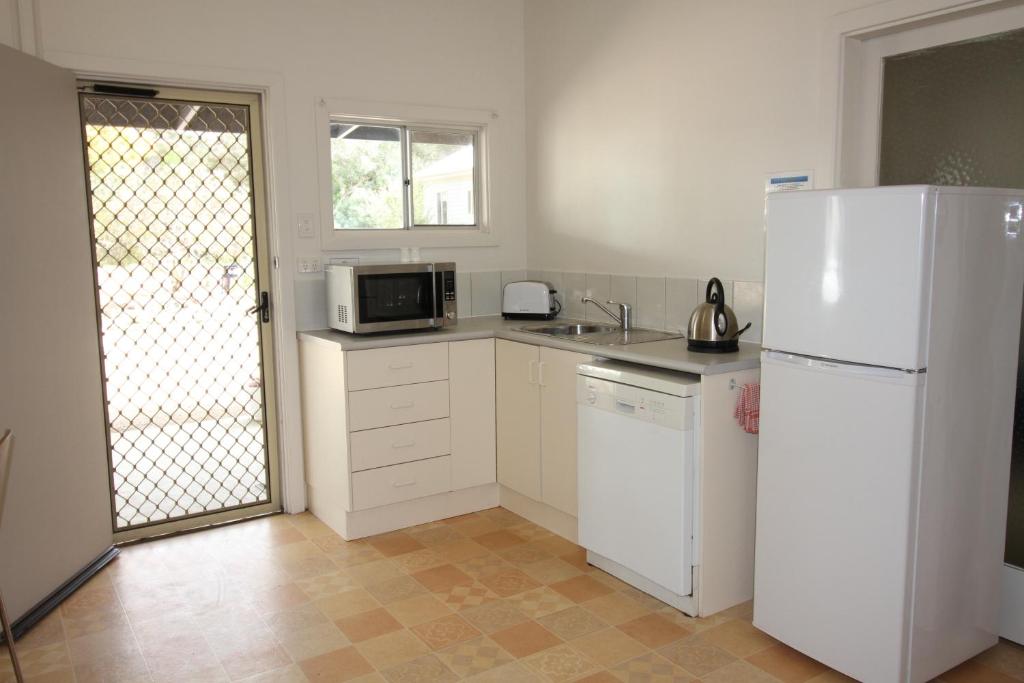 Kuchyň nebo kuchyňský kout v ubytování Kangaroo Island Coastal Villas