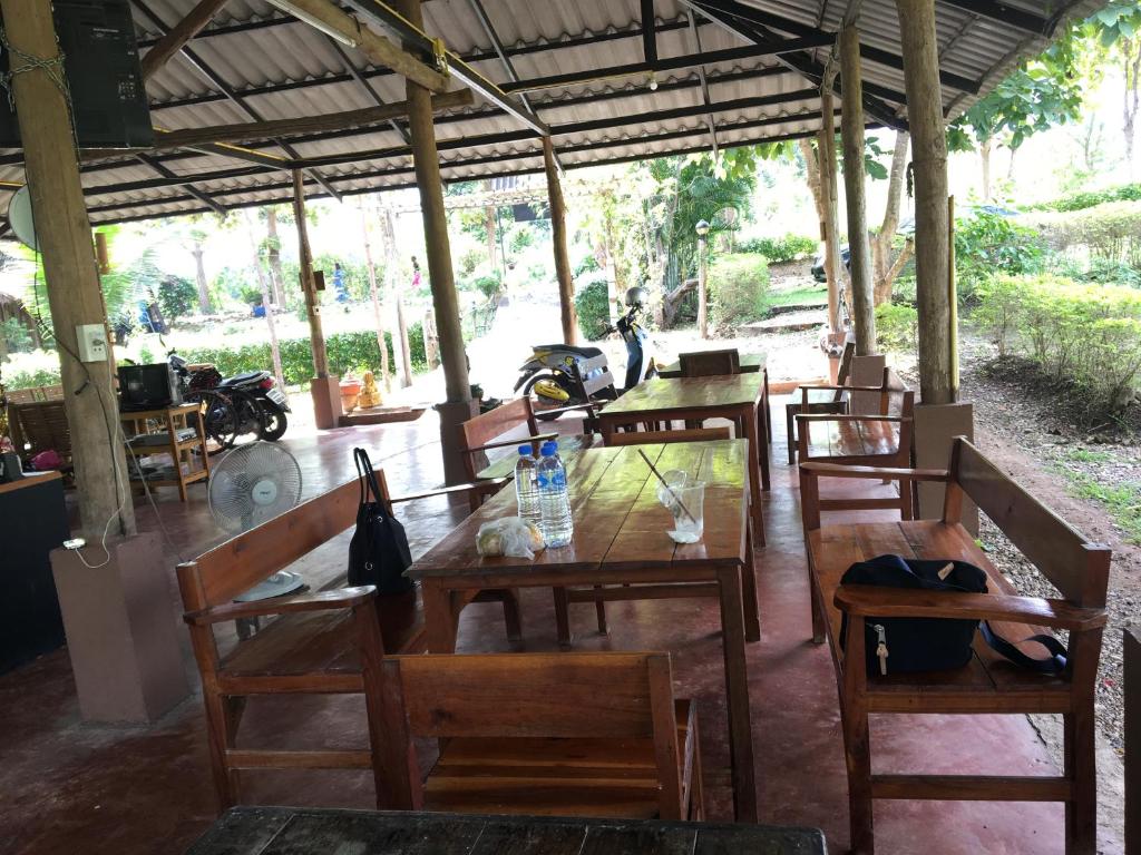 Restaurace v ubytování Paipunthong Resort
