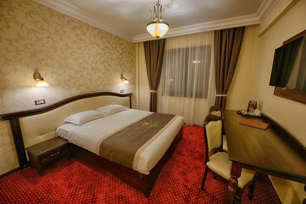 Magus Hotel - Double Room Ski Package