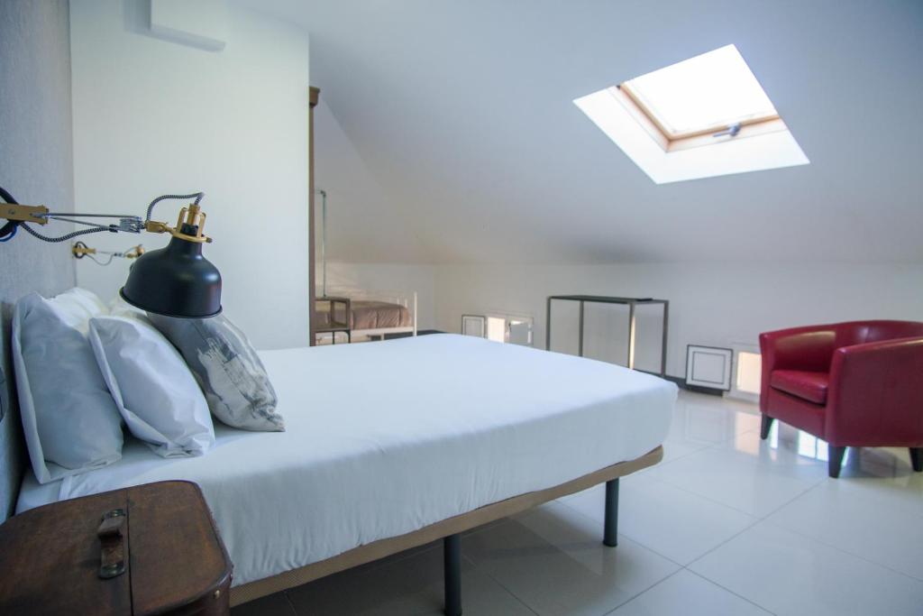 Posteľ alebo postele v izbe v ubytovaní The Lights City Rooms