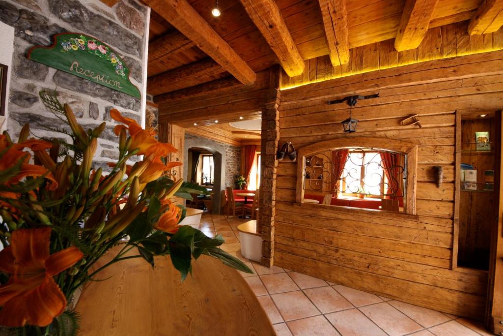 Fotografie z fotogalerie ubytování Albergo Centrale v destinaci Forni di Sopra