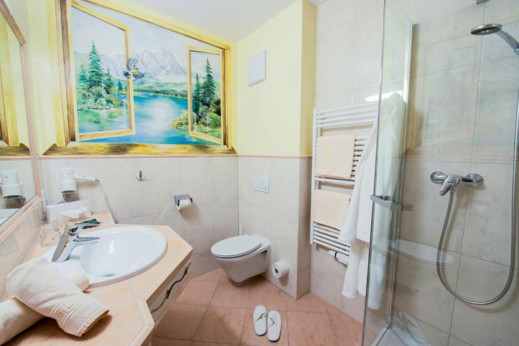Koupelna v ubytování Hotel Riedl
