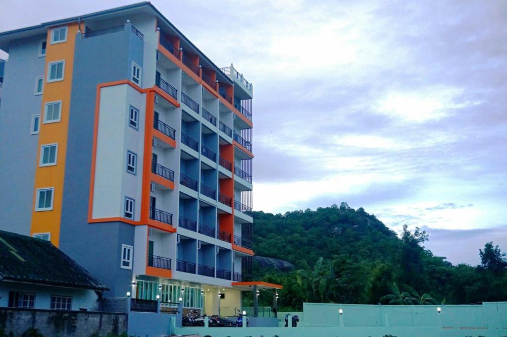 A.D. Living - Resim 1