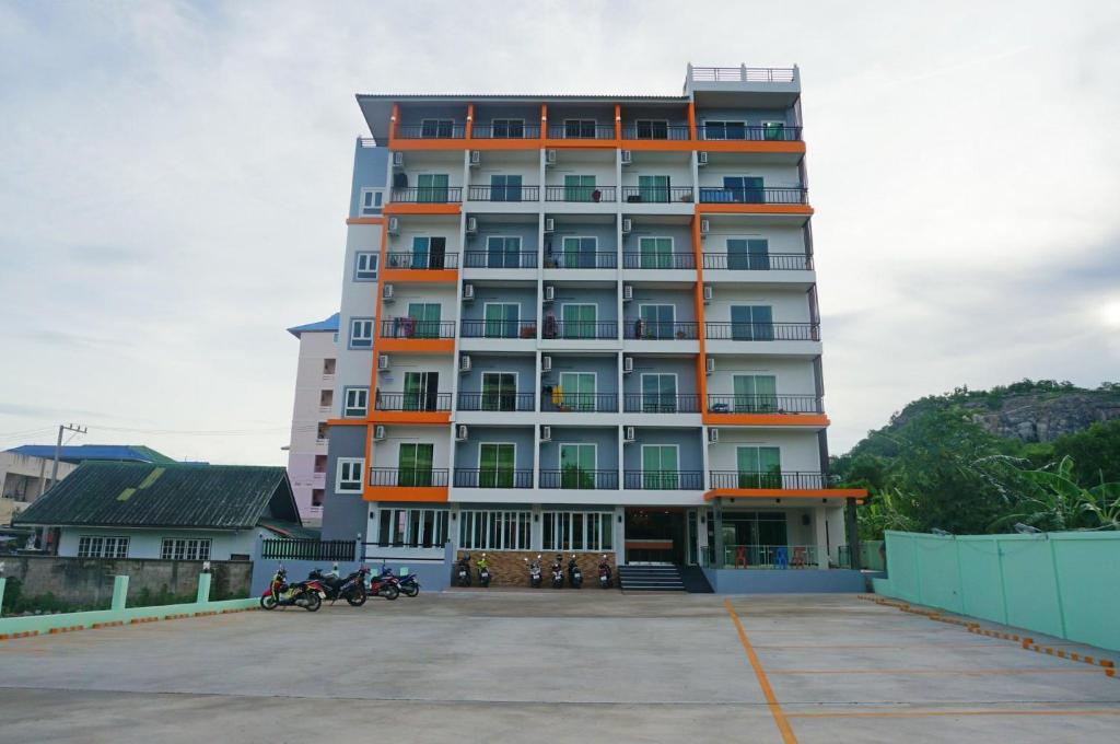 A.D. Living - Resim 5