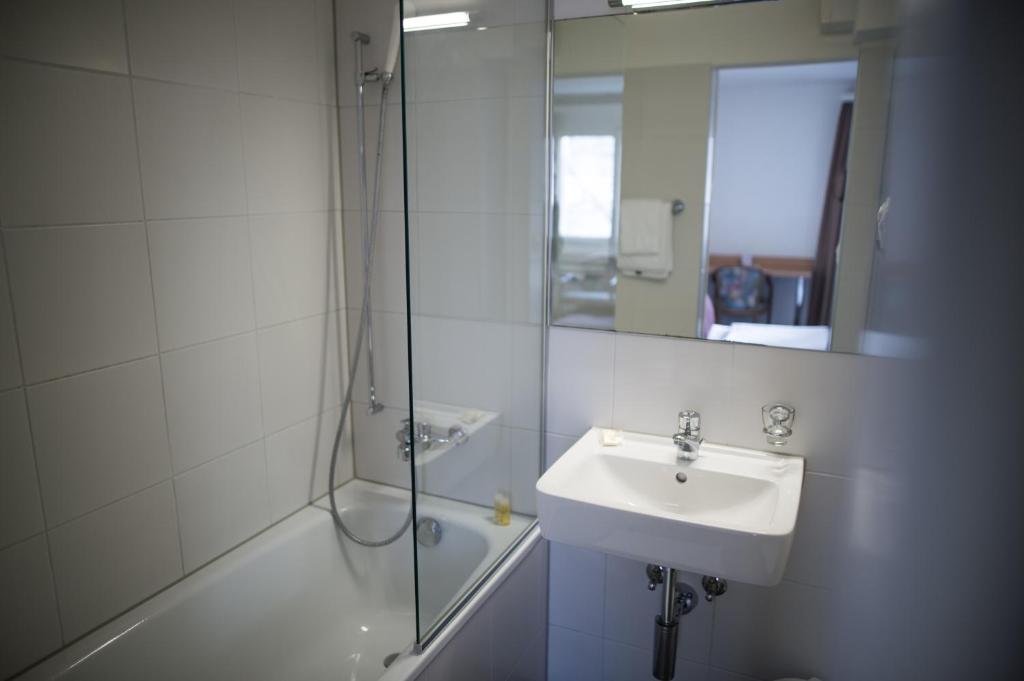 Olympia Hotel Zurich - Resim 44