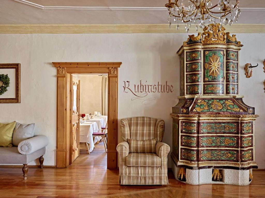 Posezení v ubytování Romantic Hotel Excelsior