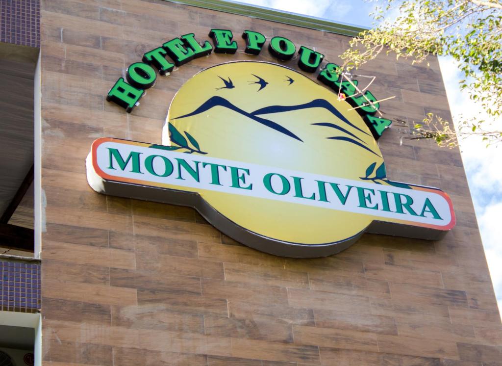  Pousada Monte Oliveira