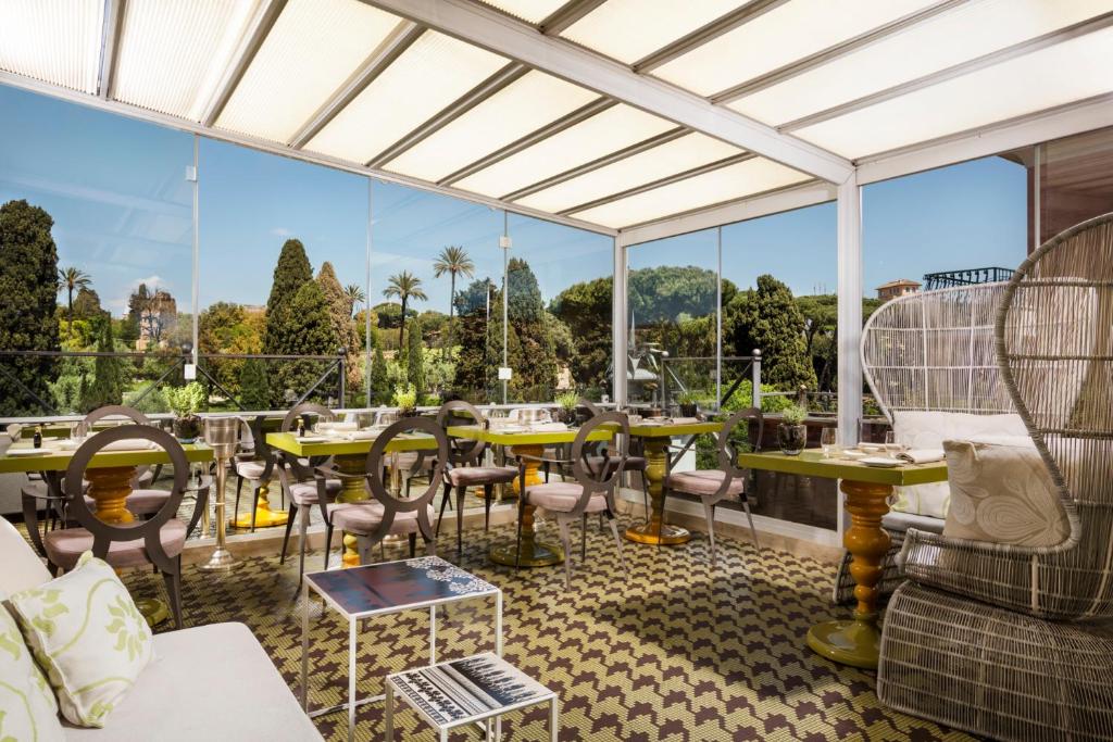 Hotel Palazzo Manfredi – Small Luxury Hotels of the World - Resim 5