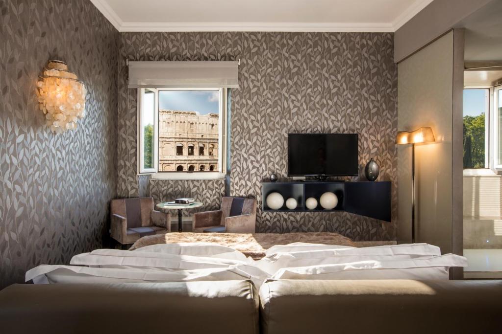 Hotel Palazzo Manfredi – Small Luxury Hotels of the World - Family Suite