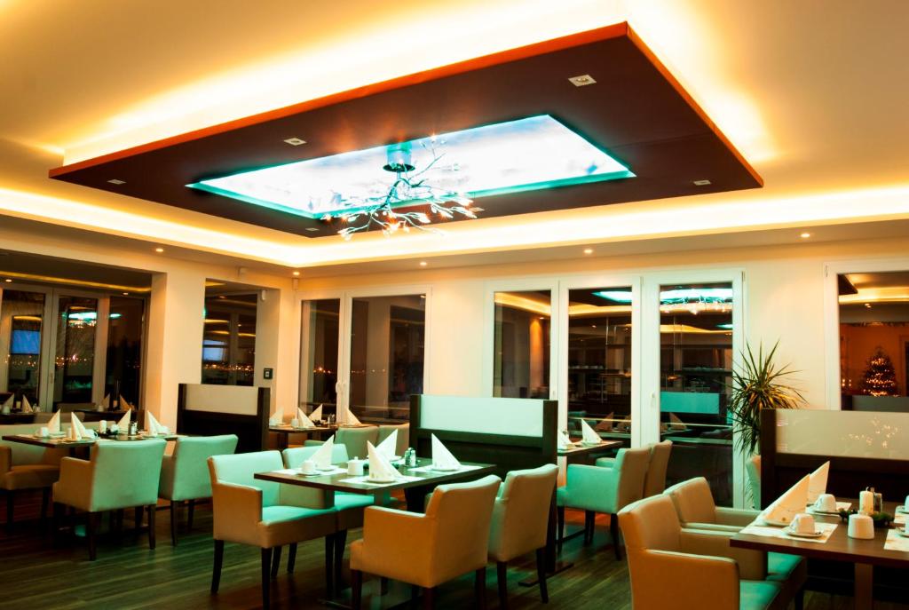 Restaurace v ubytování Hotel Warnow