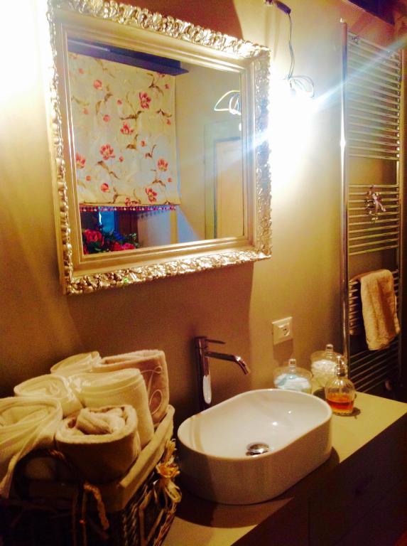 A bathroom at Bed&breakfast La Badia