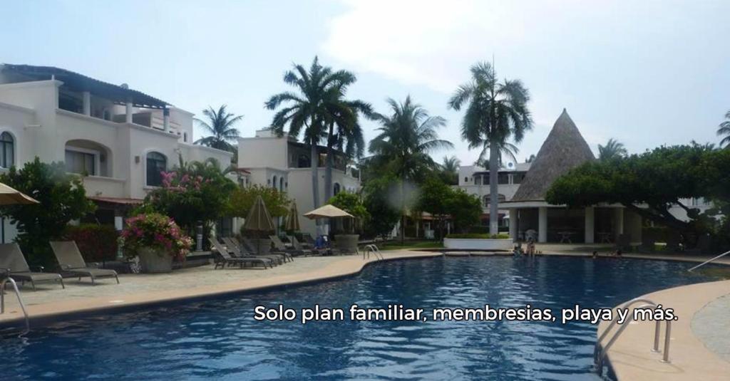 Bazén v ubytování Villa Privada ubicada en el campo de Golf del Hotel Vidanta Mayan Palace nebo v jeho okolí