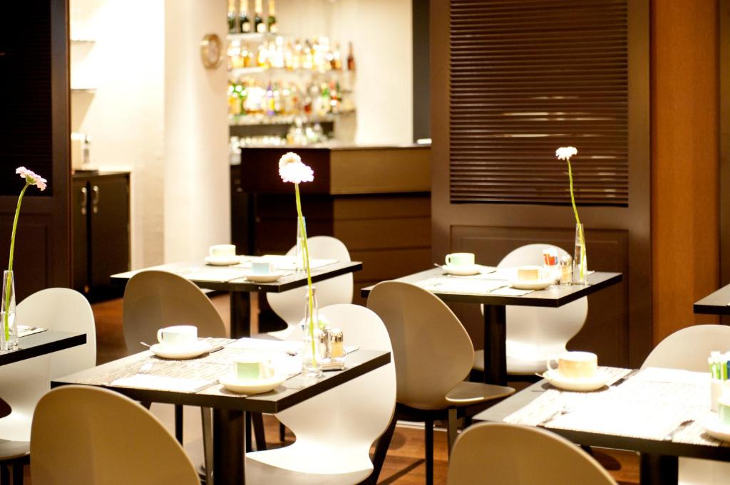 New Hotel Charlemagne - Resim 20