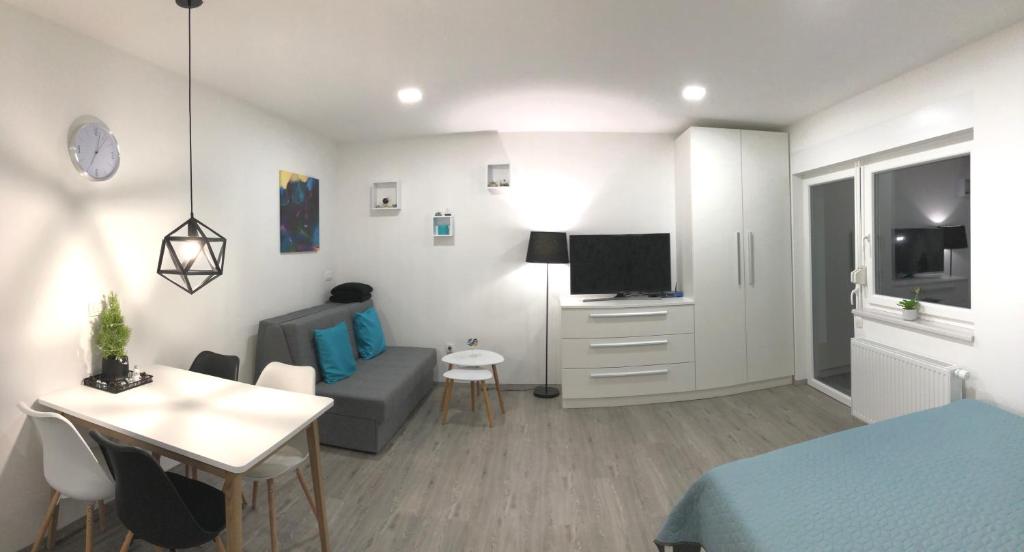 Luxury Studio Apartments - Studio With Terrace