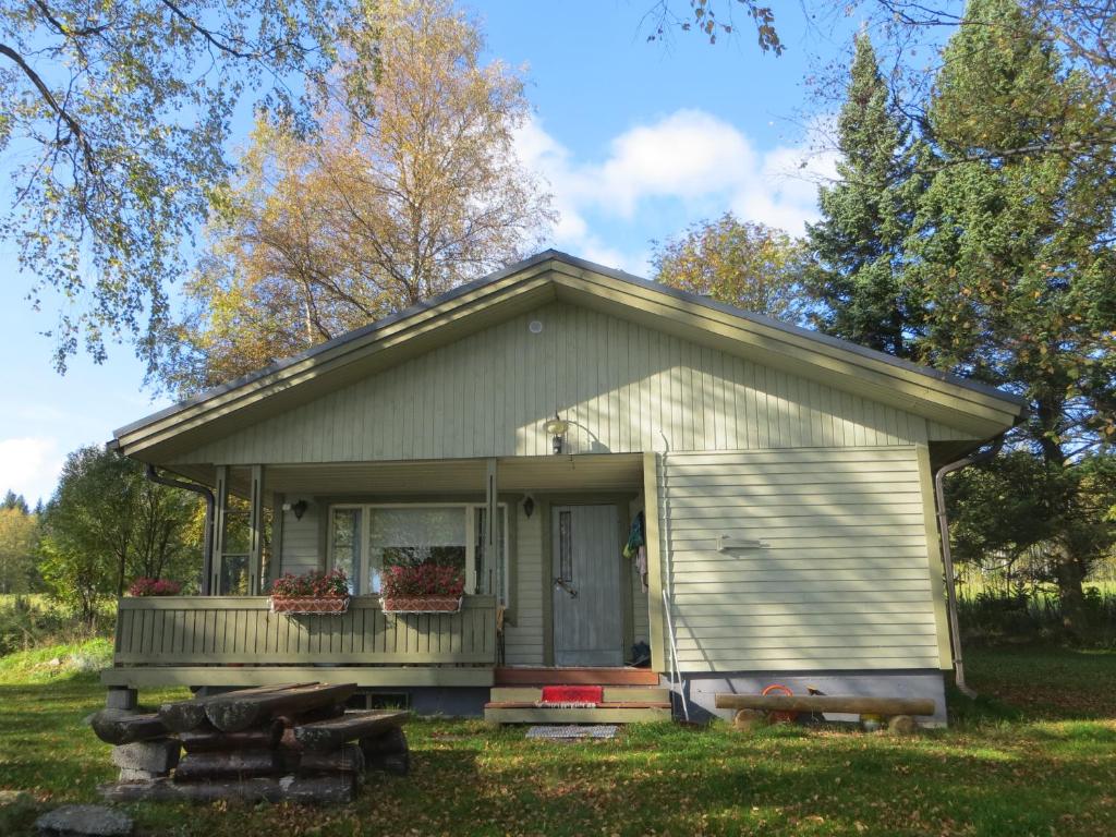 The building in which the holiday home is located